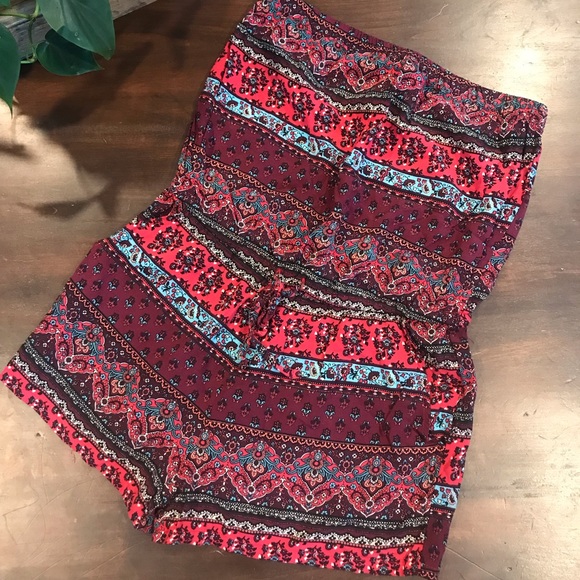 Forever 21 Other - Forever 21 strapless shorts romper small